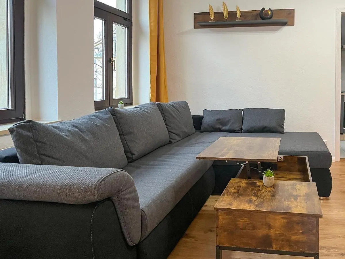 Neu: Wohnperle*Feder Apartment Dresden